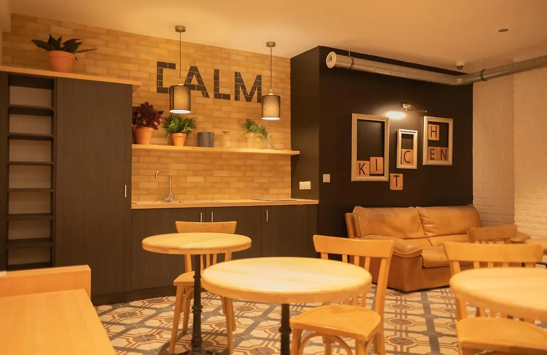 Calm Appart' & Hostel-1